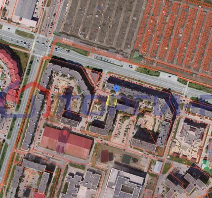 Фото торгового или бизнес-центра Нежилое здание 472,8 м², Земля 400 м², Сургут (ул.Быстринская 20А)